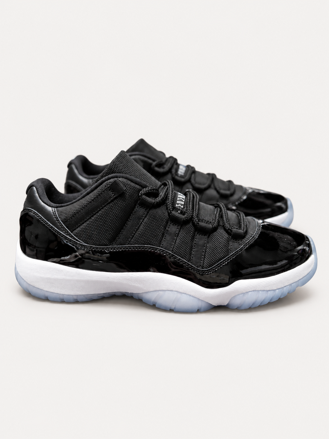 Jordan 11 Low Space Jam Black Varsity Royal White
